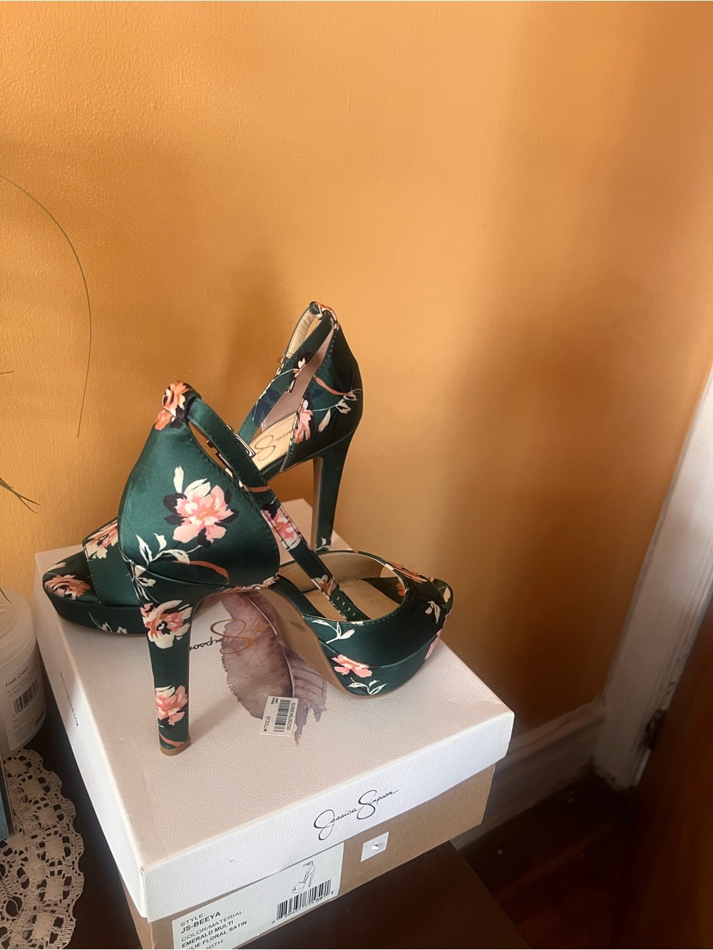 Jessica Simpson Green Floral Satin Platform Heels